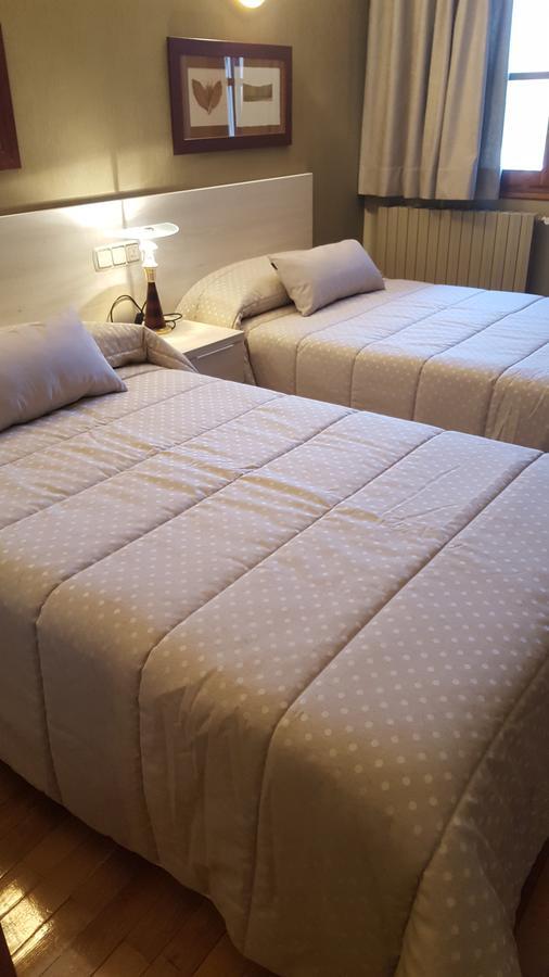 Aparta-Hotel Puertolas Эскуэр Экстерьер фото